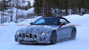 Mercedes-AMG SL prototype testing in winter conditions