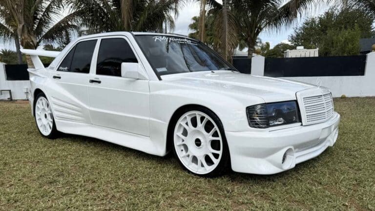 A 1989 Mercedes-Benz 190E 2.6 shows up at auction 2 years later — but it looks completely different