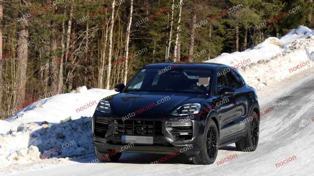 Spy photo of a 2027 Porsche Cayenne Coupe Turbo GT winter testing in the snow