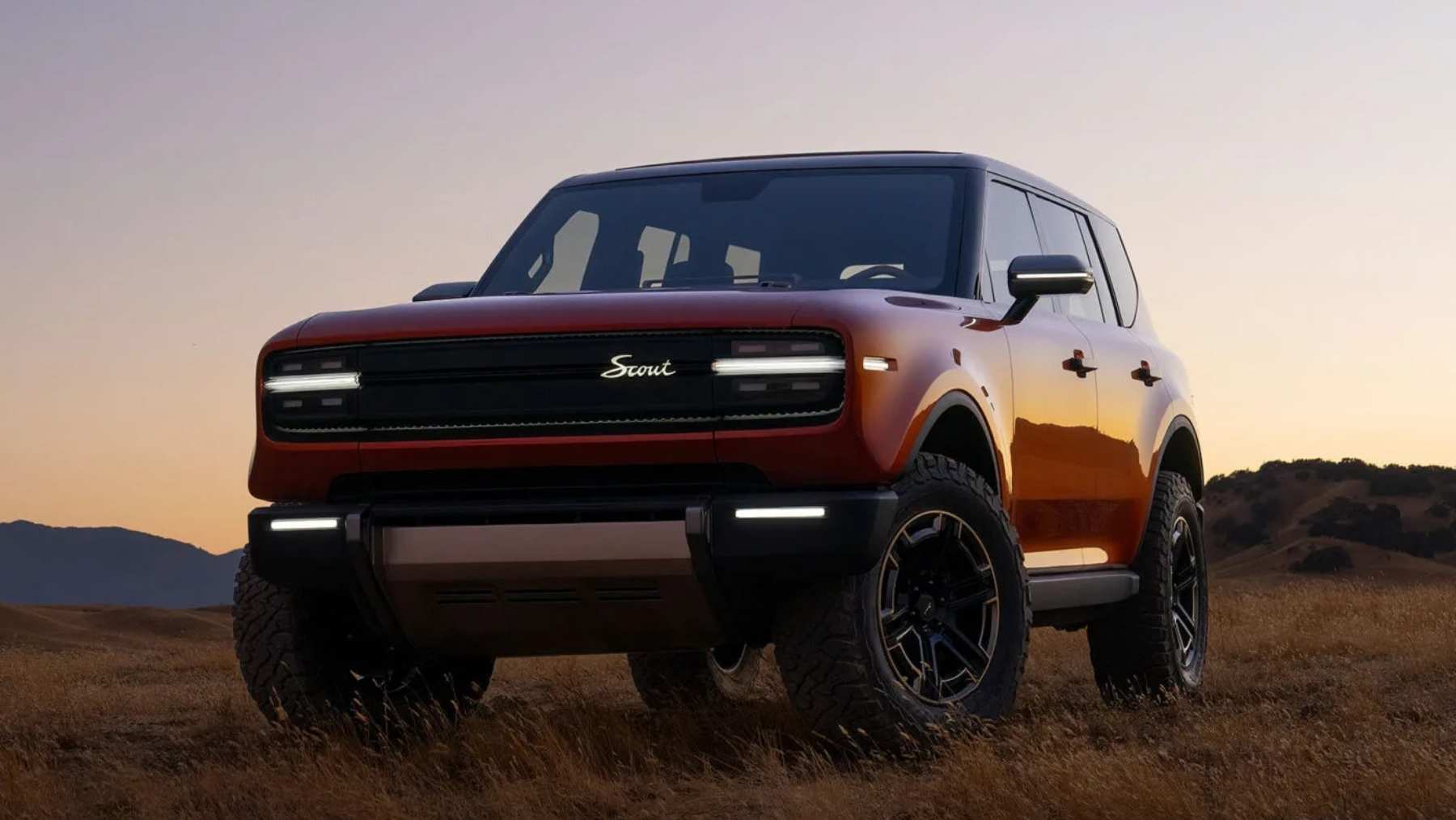 They announced it 2 years ago and the factory is finally taking shape: Scout’s 160,000 reservations, 700 robots… but a 2028 delay looms over it all