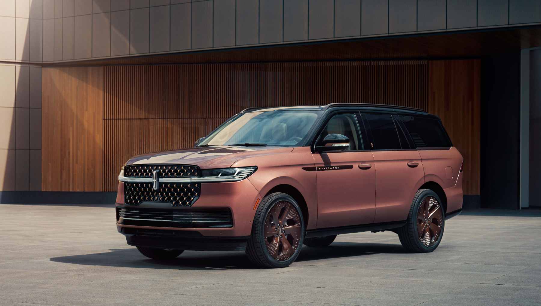 Roses, Constellations, and Clay courts: A Closer Look at Serena Williams’ Custom Lincoln Navigator