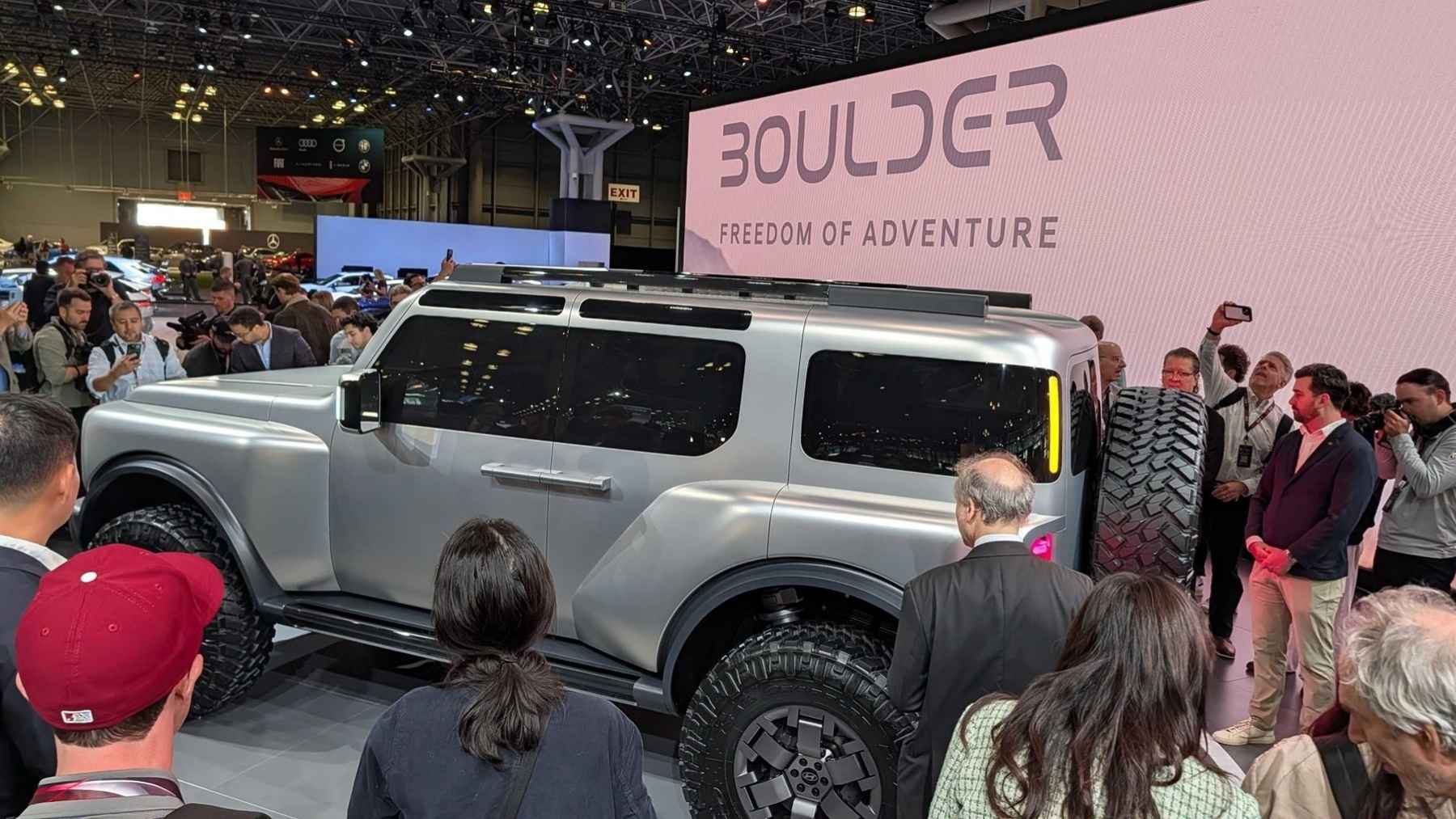 Are Americans craving a boxy, off-road Bronco lookalike for their adventures? Hyundai believes so, sharing the Boulder concept at NYIAS