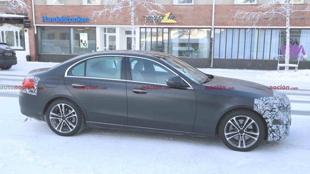 Spy shots of a 2027 Mercedes-Benz C-Class exterior