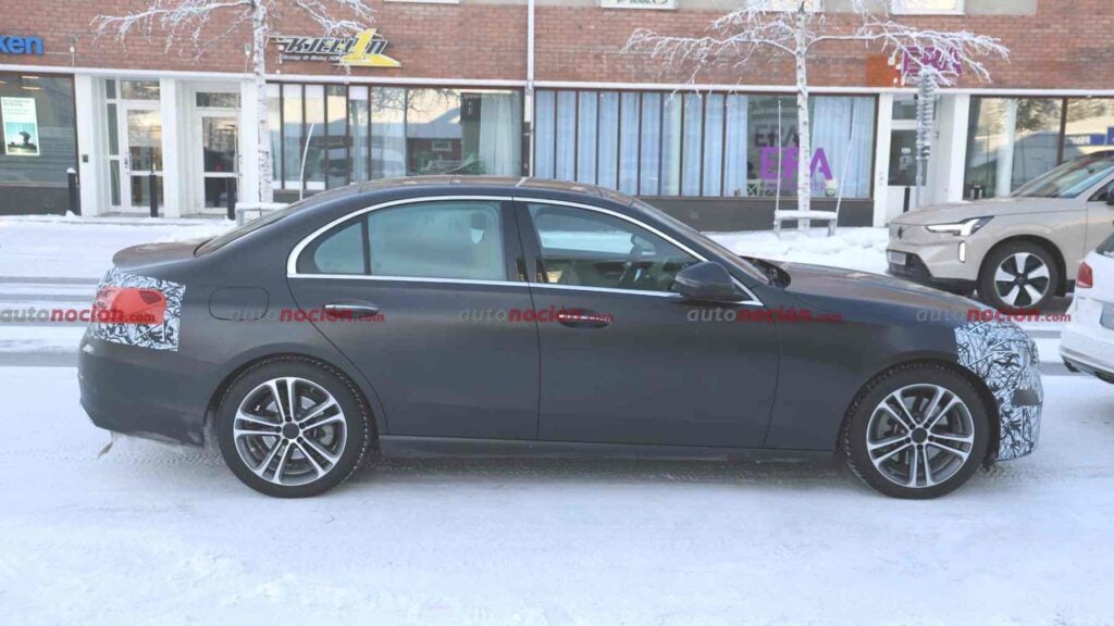 Spy shots of a 2027 Mercedes-Benz C-Class exterior