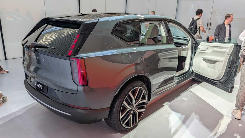 Volvo EX60