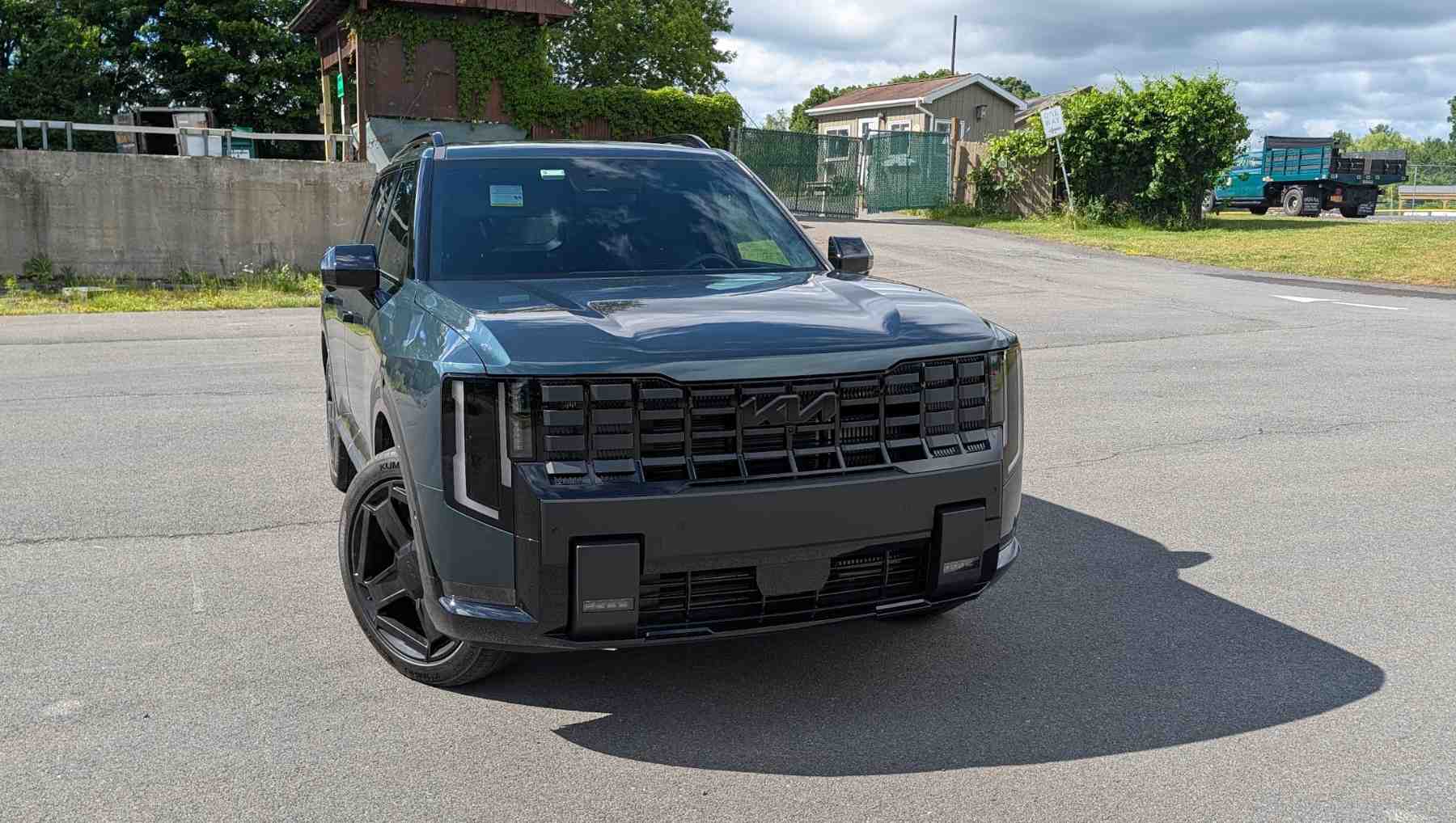 A front view of the the 2027 Kia Telluride