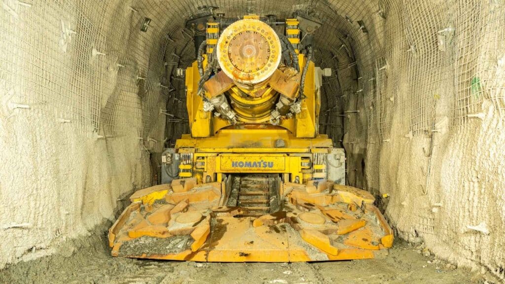 Komatsu mc51