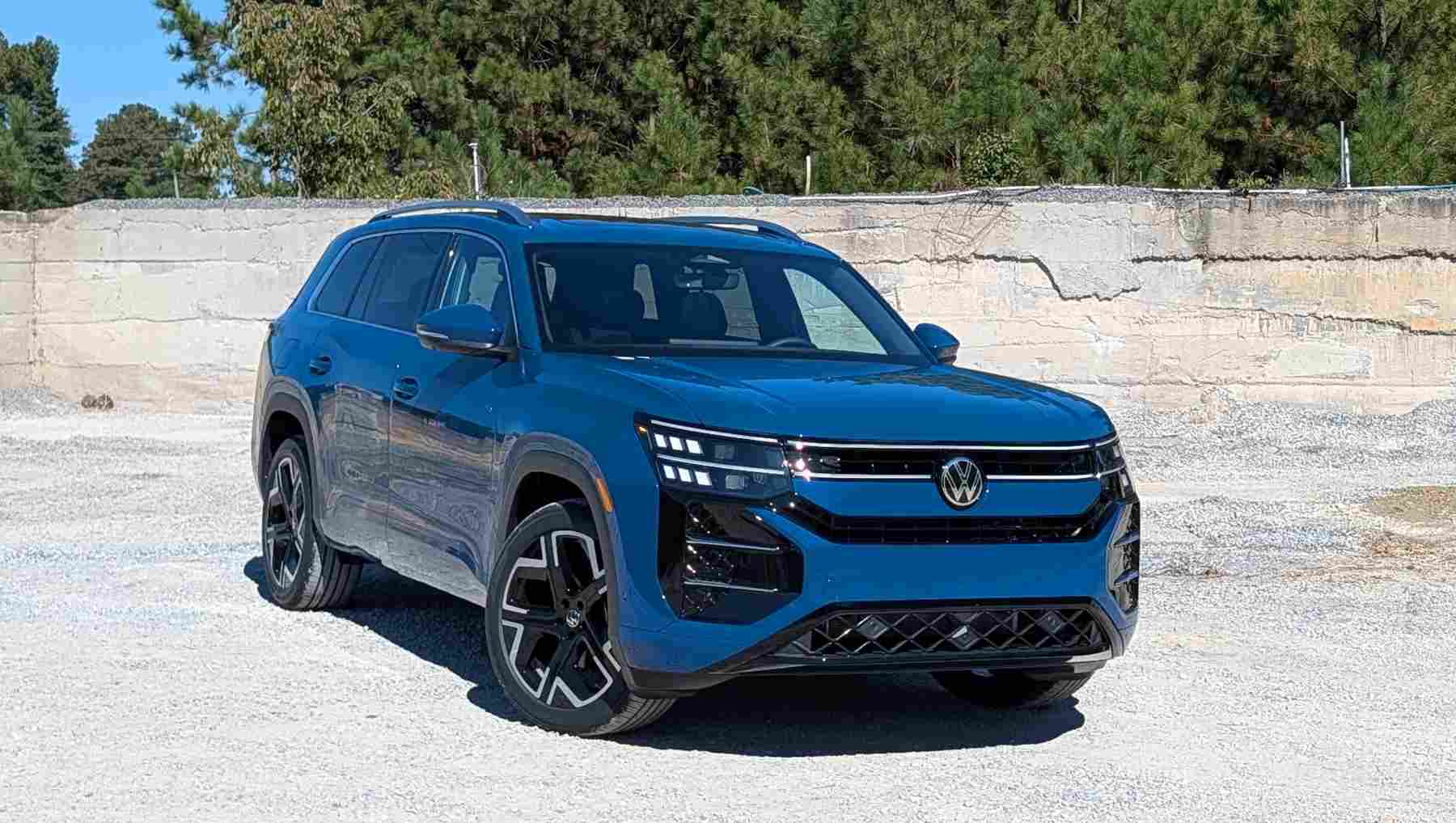 The 2027 Volkswagen Atlas is better than the best selling three-row SUV