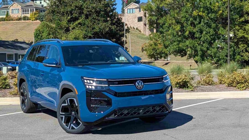 A front 3/4 view of the the 2027 Volkswagen Atlas