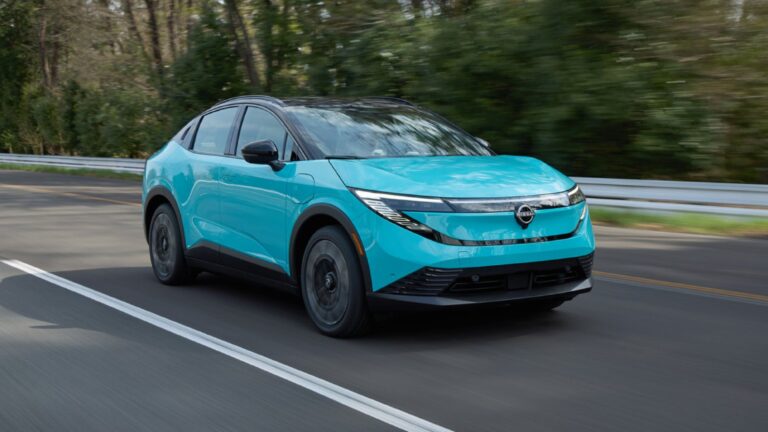 2026 Nissan Leaf, front three-quarter view in teal