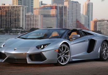 Nuevo Lamborghini Aventador Roadster LP700 6.5 V12 Nuevo Lamborghini Aventador Roadster LP700 6.5 V12