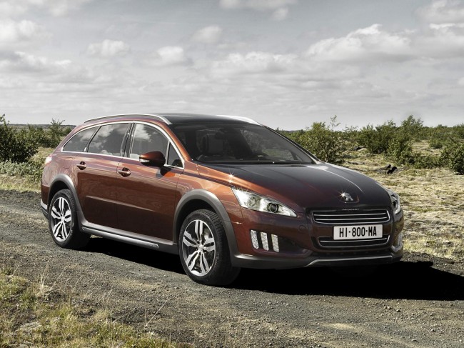 Nuevo Peugeot 508 RXH: un híbrido diesel