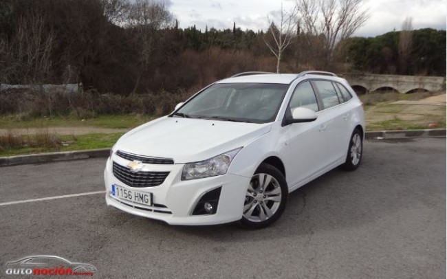 Prueba Chevrolet Cruze SW: Un familiar con pajarita (Parte I)