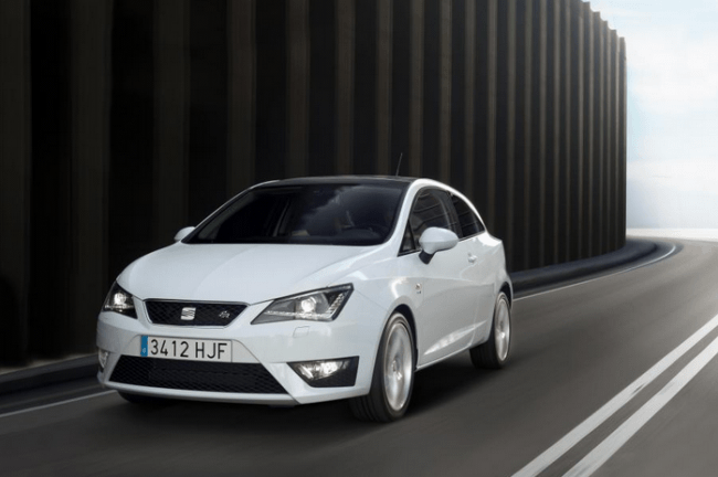 Seat lanza las versiones TECH para el Ibiza