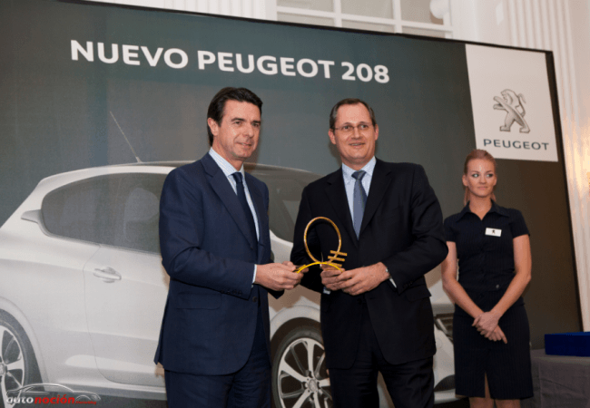 Peugeot recibe el Premio Mejor Coche de Canarias 2013
