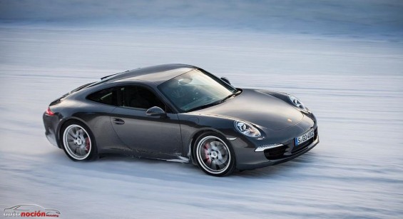 Porsche 911 snow