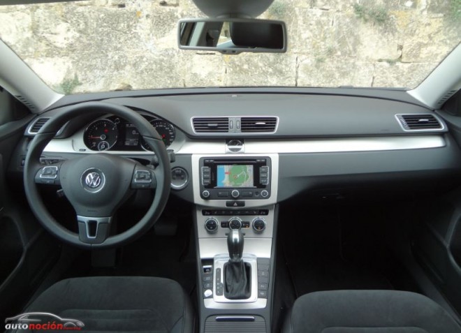 interior volkswagen passat