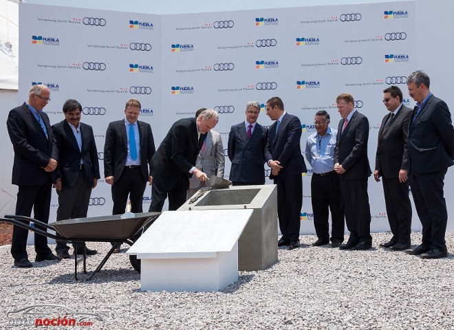 Audi coloca la primera piedra de su fábrica de Mexico