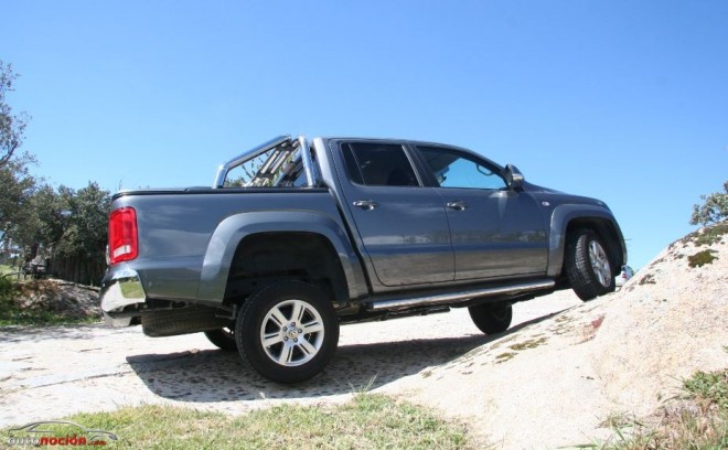 Volkswagen Amarok 01