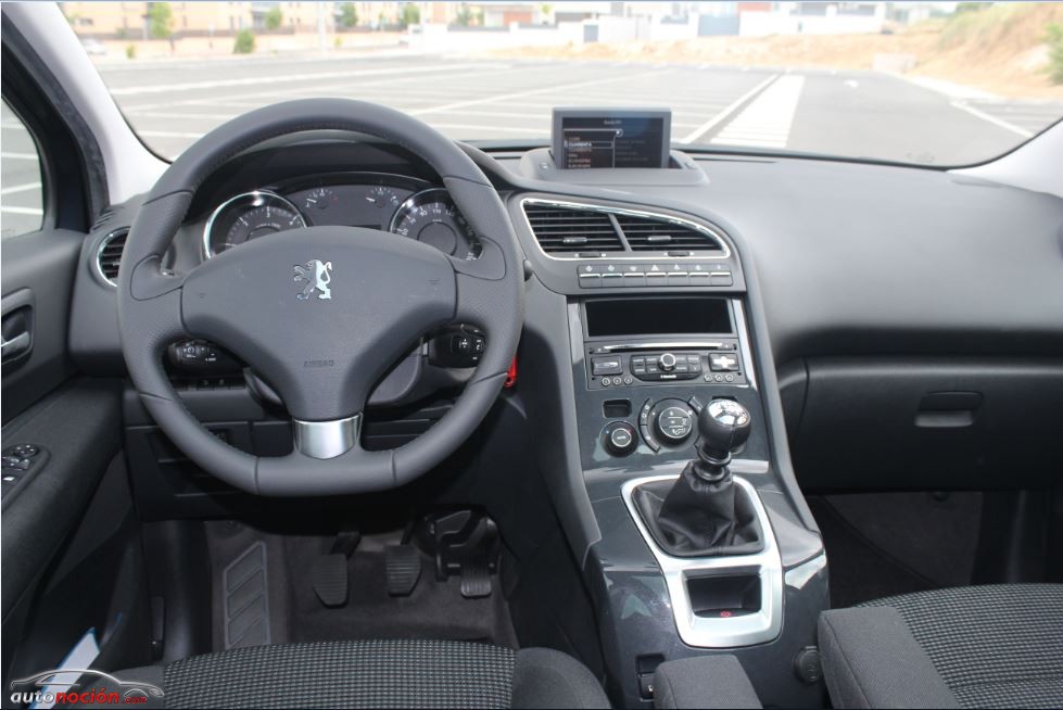 Peugeot 5008 Interior