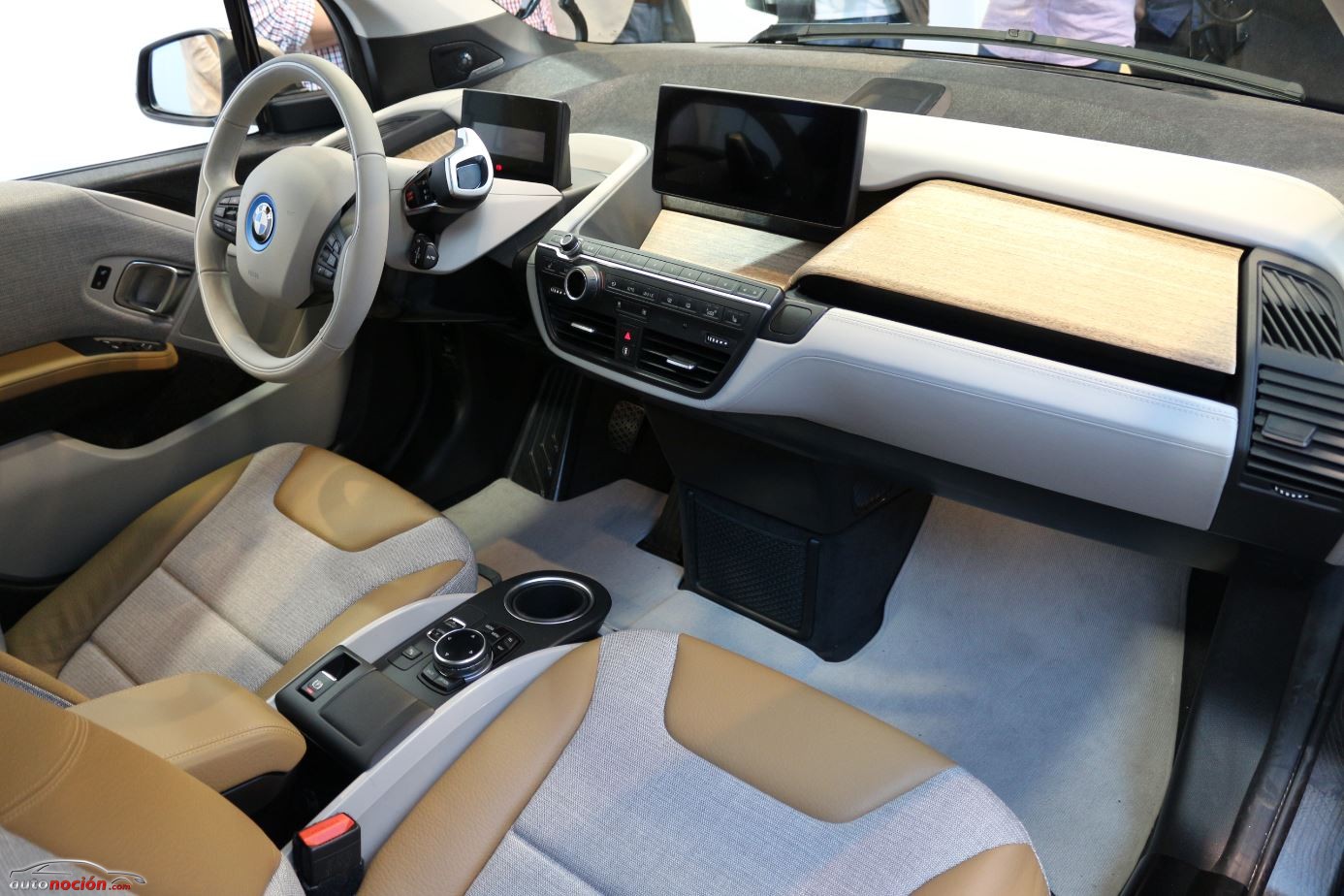 Salpicadero BMW i3