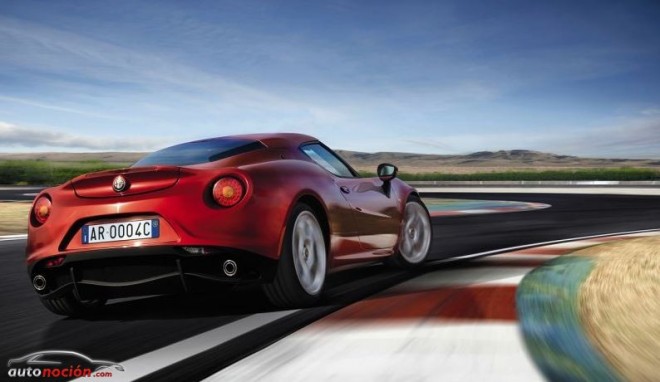 El futuro del Alfa 4C: Una variante tipo Targa y otra de Carreras además de lujosas ediciones