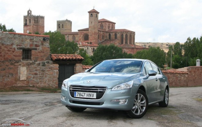 Peugeot 508 Hybrid4 01