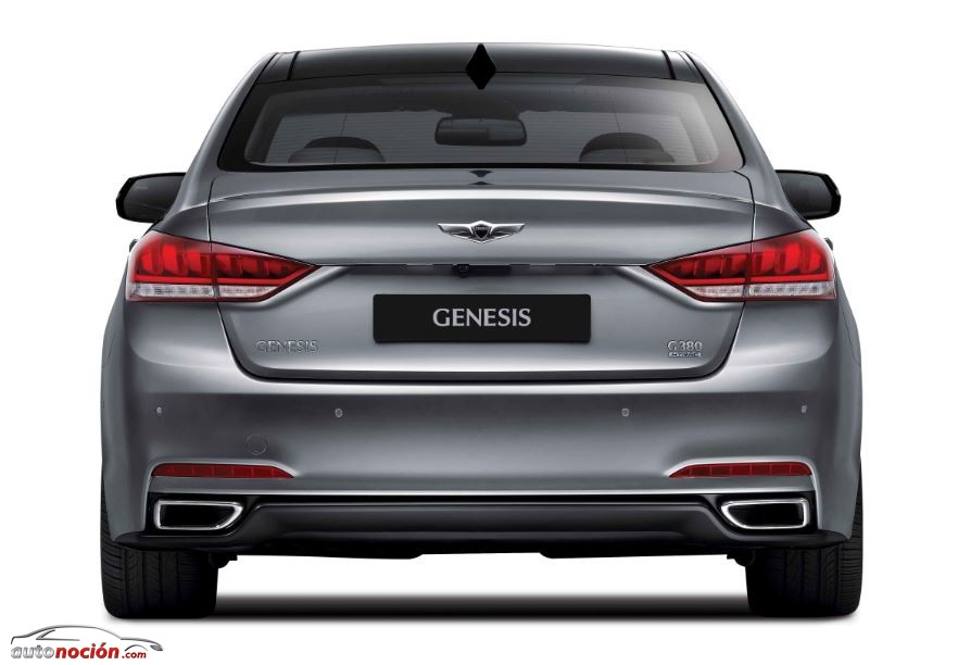 Hyundai Genesis trasera