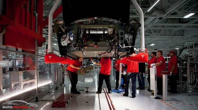 Tesla podría verse forzada a construir una Mega Factoría de baterías dada la demanada y sus planes de ventas