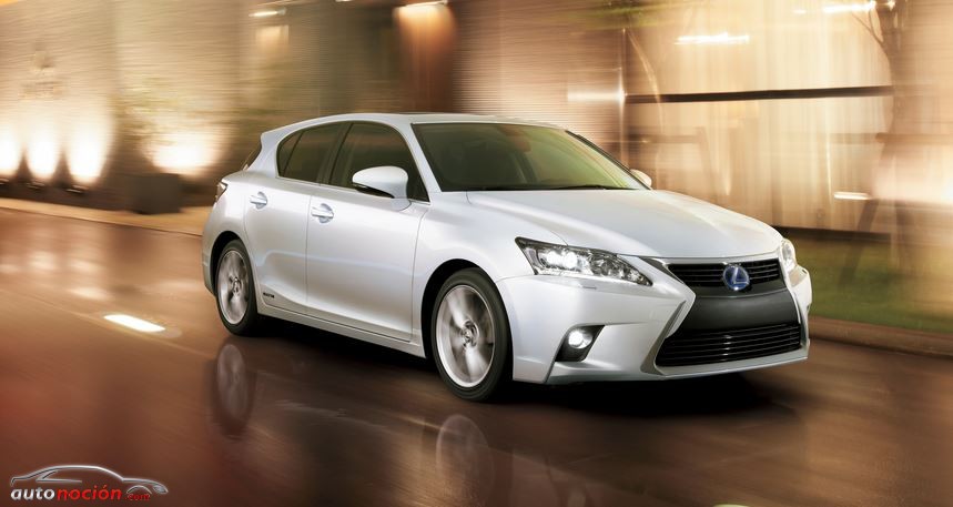 Lexus CT 200h LATERAL