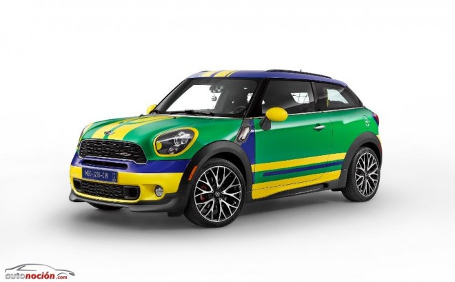 MINI Paceman GoalCooper: Un futbolín, una portería y césped artificial en su equipamiento