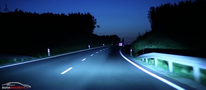 ¿Unas luces de carretera permanentes con función antideslumbramiento?