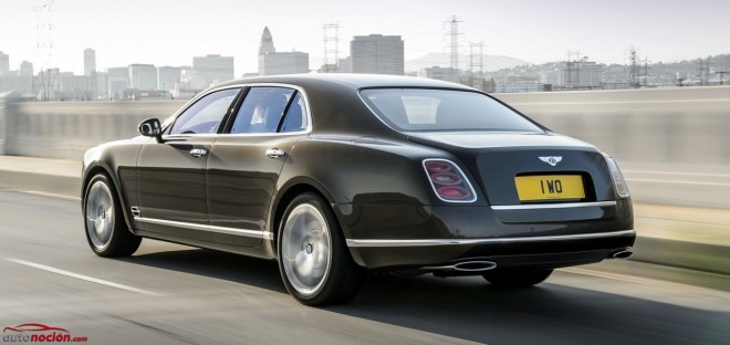 Bentley Mulsanne Speed trasera