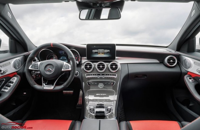 interior AMG C63