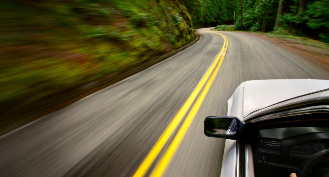 La DGT estudia rebajar el límite de 100 a 90 km/h en algunas carreteras convencionales