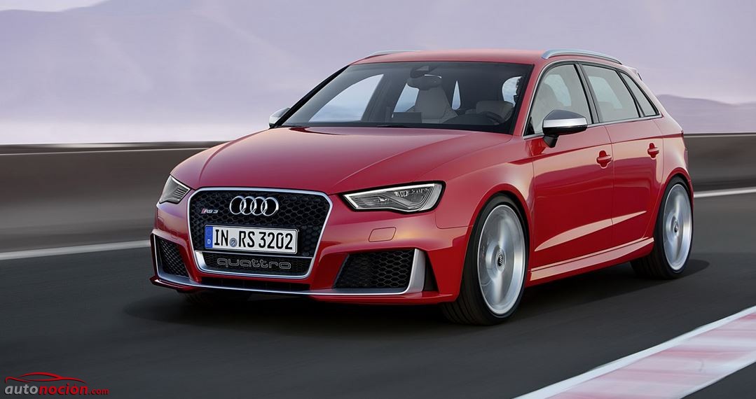 Audi RS3 rojo movimiento
