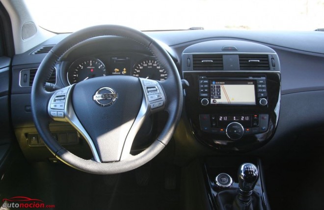 Nissan Pulsar Interior