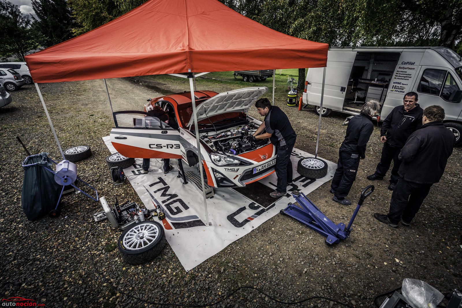 Toyota-GT86-CS-R3-rally-car-67