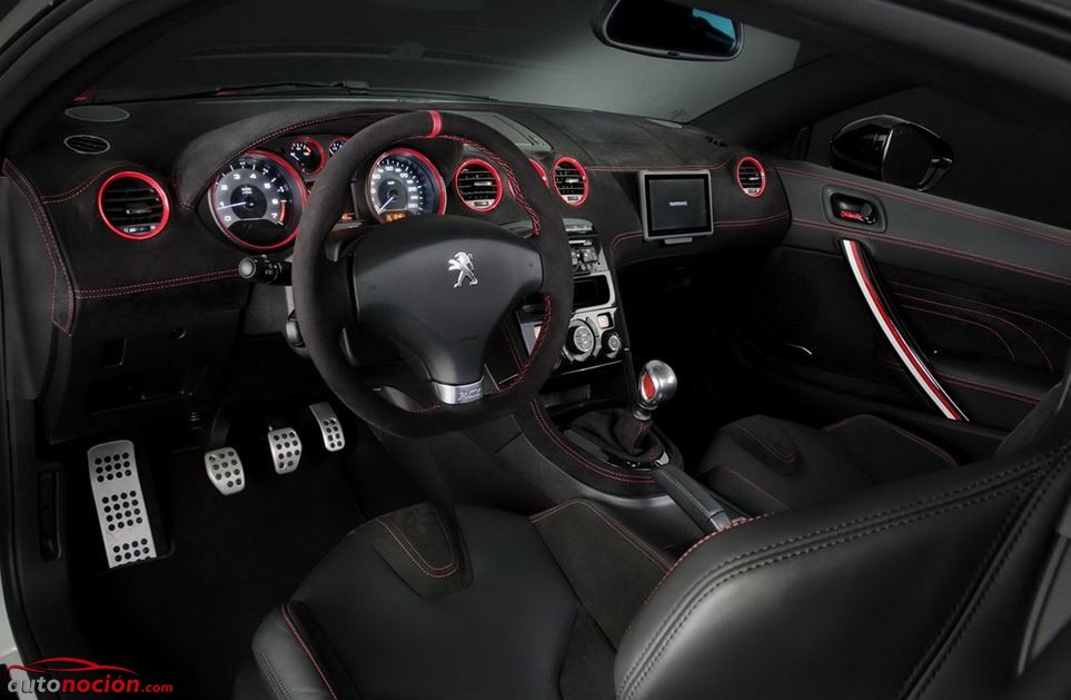 interior peugeot rcz R bimota