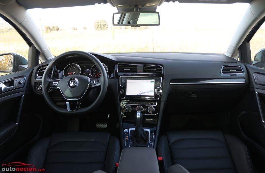 interior volkswagen golf