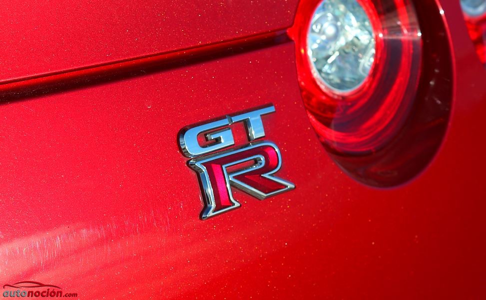 logo gtr nissan