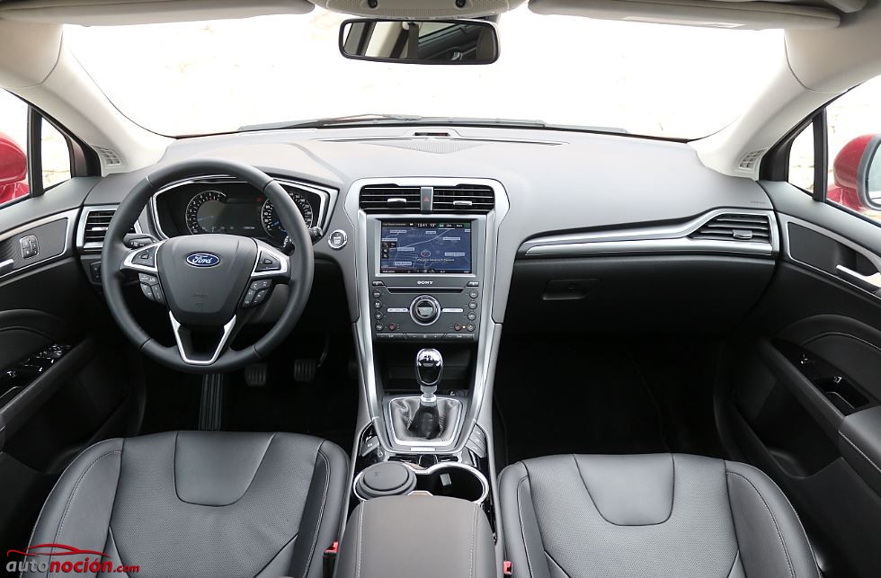 interior ford mondeo