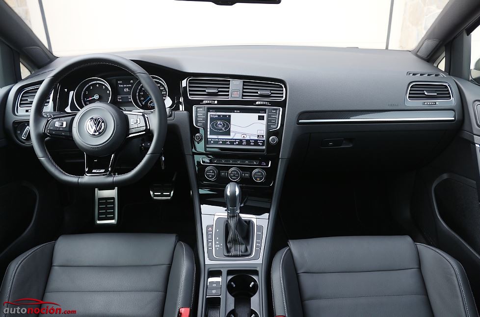 interior golf r variant