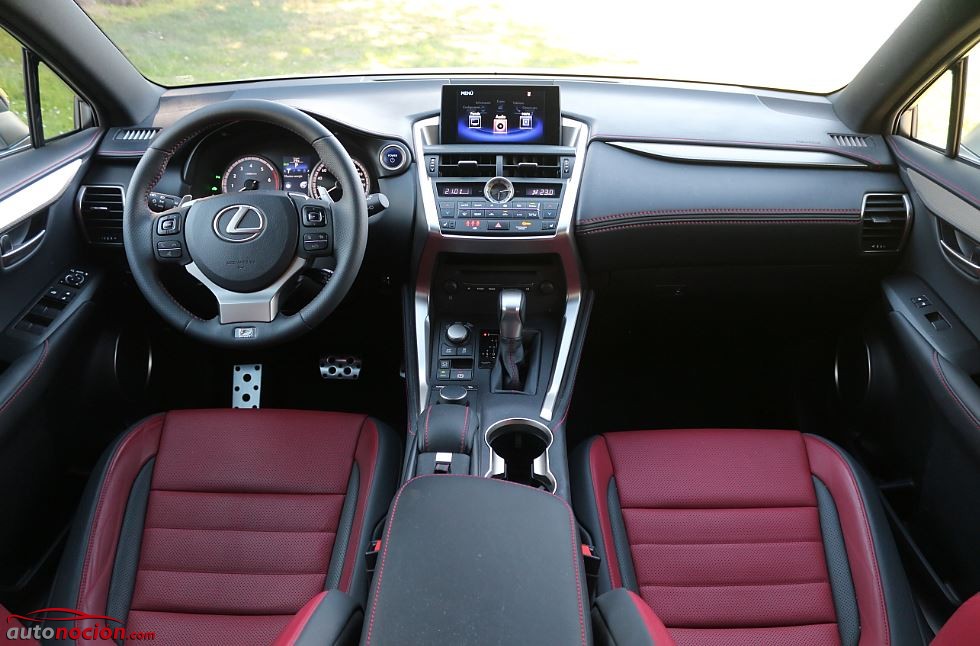 interior lexus Nx