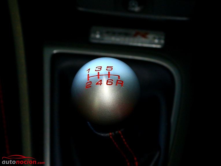 Honda Civic Type R 8