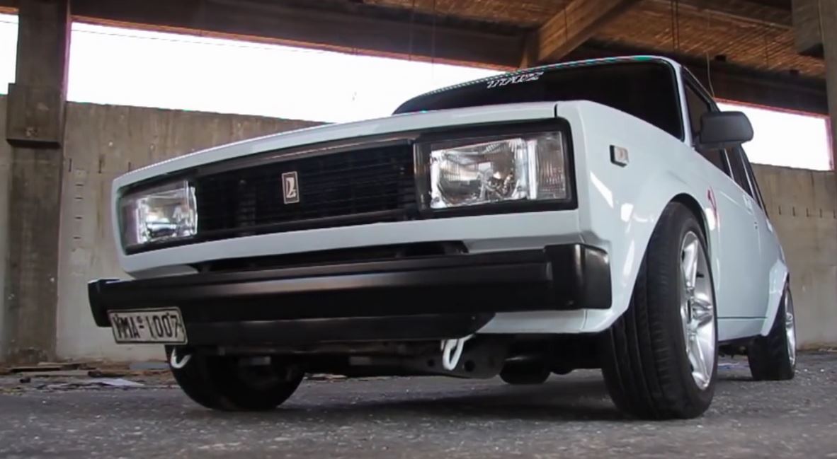 Lada riva 2104