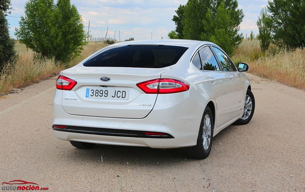 Mondeo HEV 56