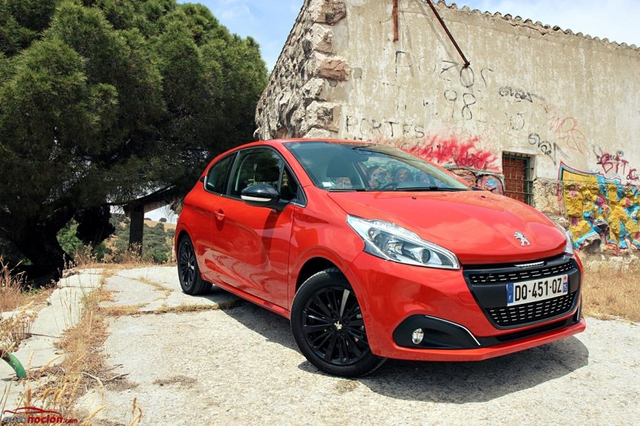 Contacto Peugeot 208 1.6L BlueHDi 100 S&S 2015: Más personalidad y tecnología que nunca para el utilitario galo