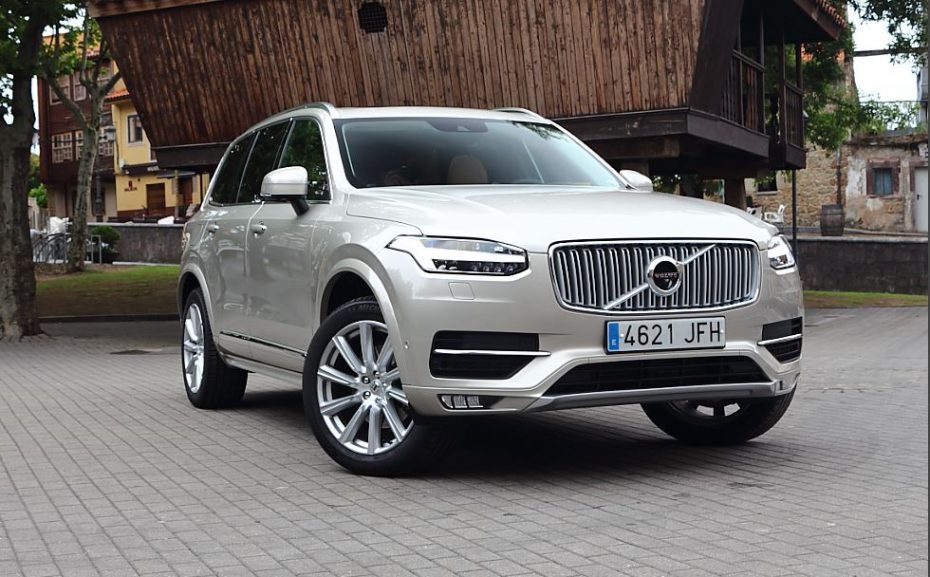 Contacto Volvo XC90 Inscription T6 AWD: 320 CV para el monarca sueco de 7 plazas