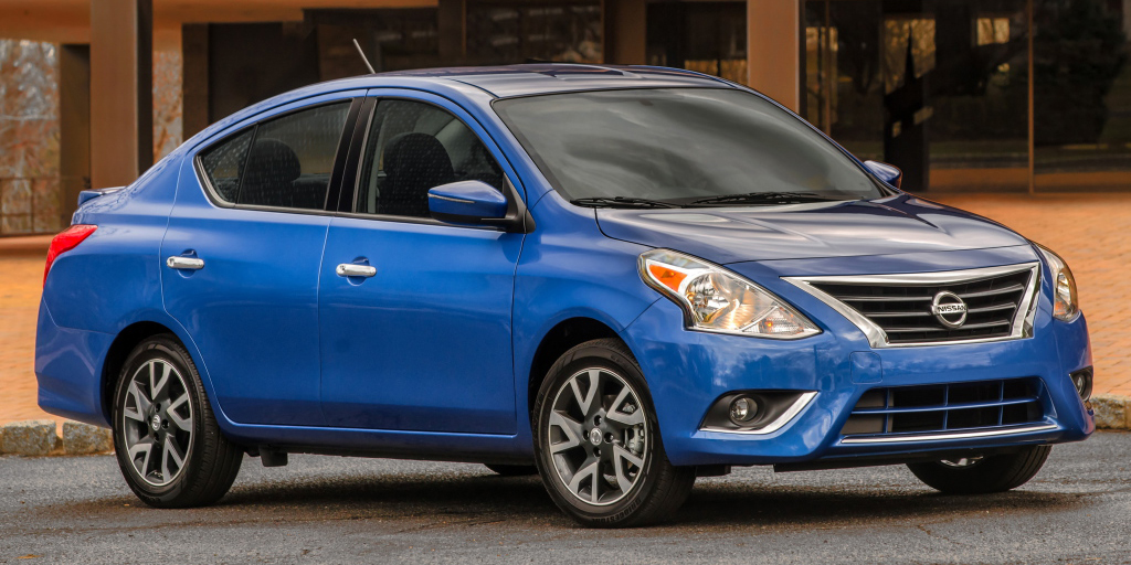 nissan_versa_sedan_2